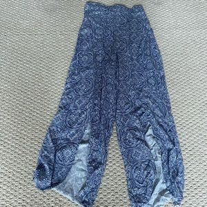 blue flare pants